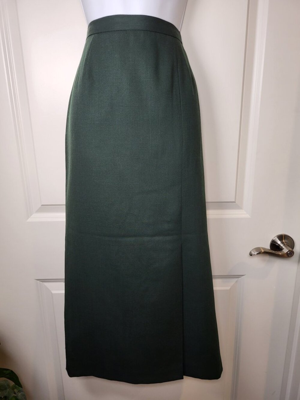 Vintage Petite Sophisticate Forest Green Wool Midi Skirt Size 8 - Picture 3 of 9